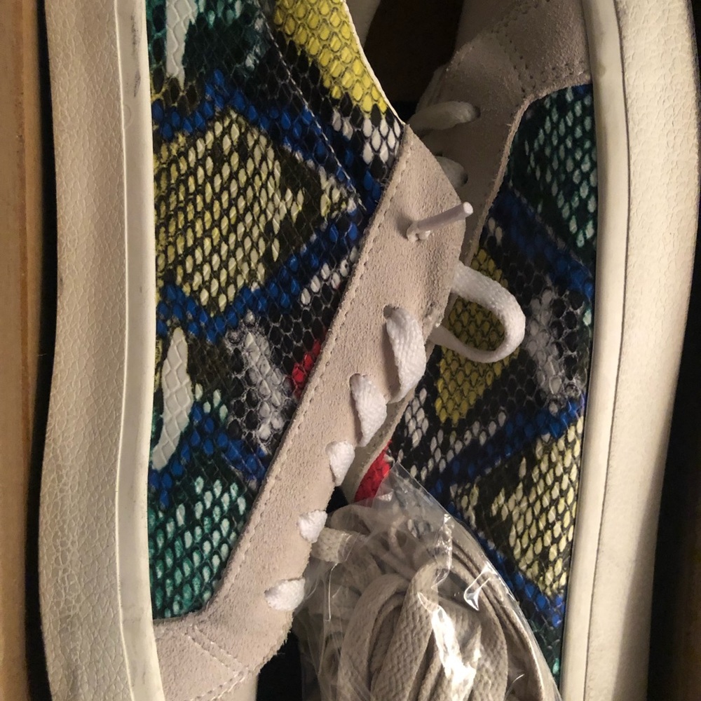 Vintage Havana Snake 🐍 Print Sneakers